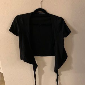 Cropped cross tie shirt